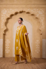 Kanak Bandhani Print Suit Set